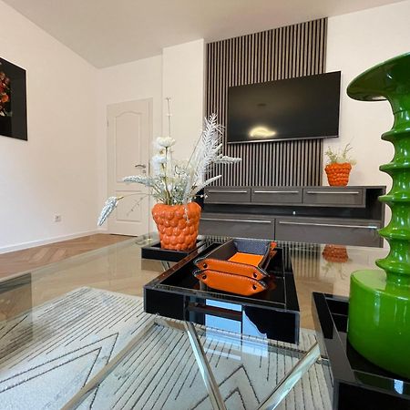 Luxurioese Ferienwohnung Mit Wellness Oase Saarburg Exterior foto