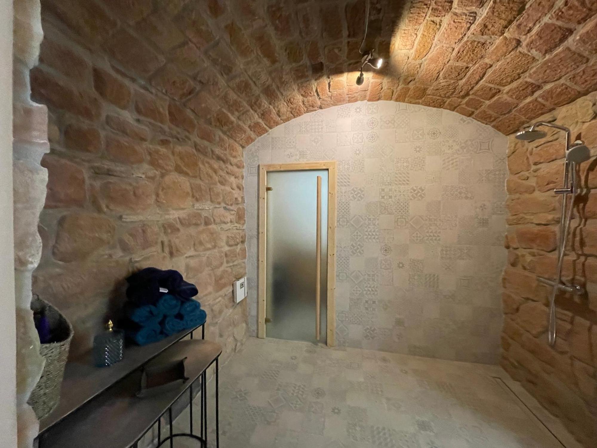 Luxurioese Ferienwohnung Mit Wellness Oase Saarburg Exterior foto
