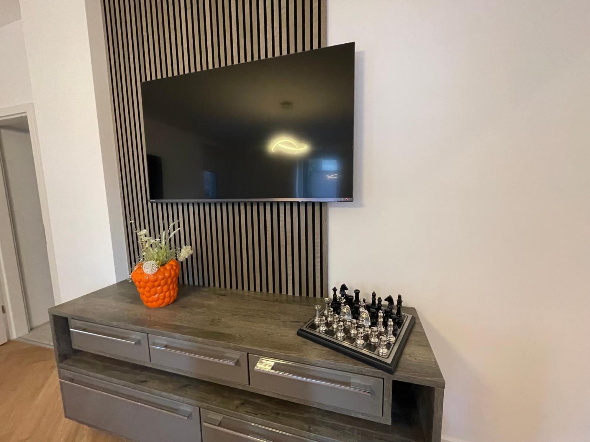 Luxurioese Ferienwohnung Mit Wellness Oase Saarburg Exterior foto