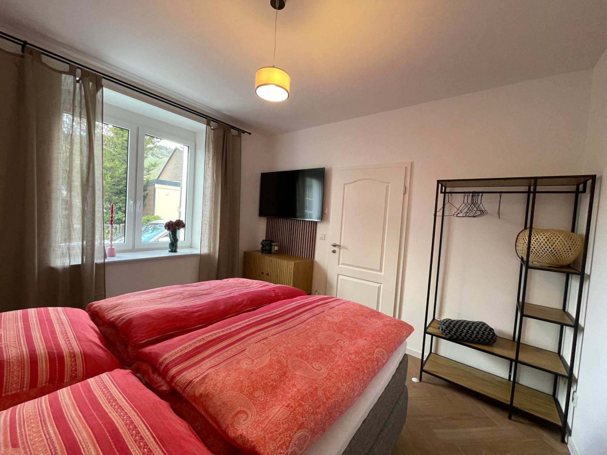 Luxurioese Ferienwohnung Mit Wellness Oase Saarburg Exterior foto