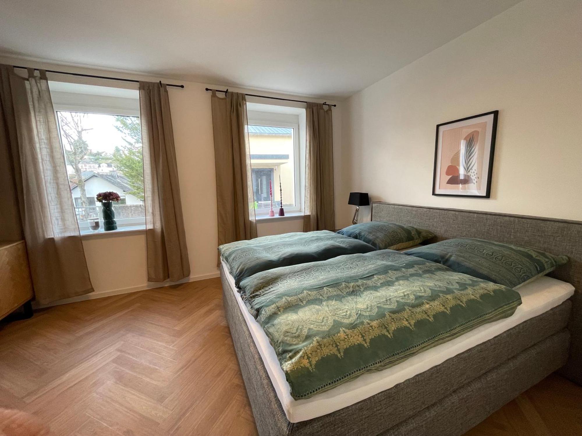 Luxurioese Ferienwohnung Mit Wellness Oase Saarburg Exterior foto